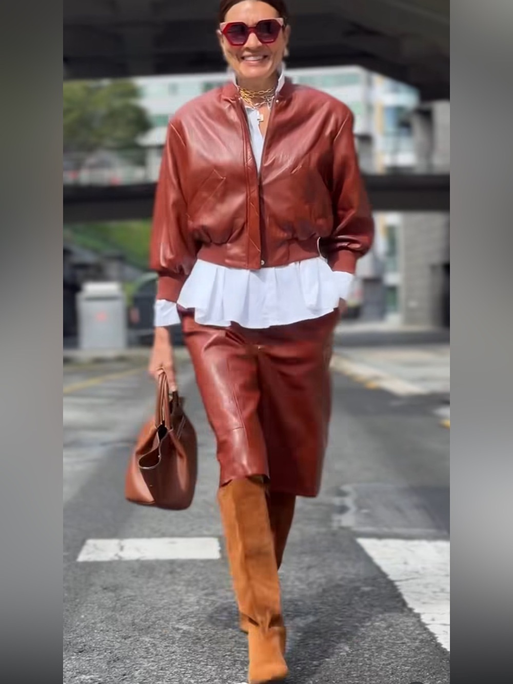 ZARA FAUX LEATHER LONG BERMUDA SHORTS - Picture 6 of 8